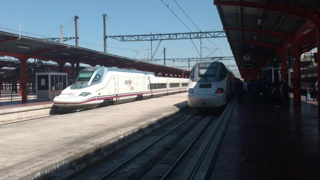 Camino de Santiago Frances, sin agencia, por libre, tu propia cuenta, España, tren Madrid a Sarria