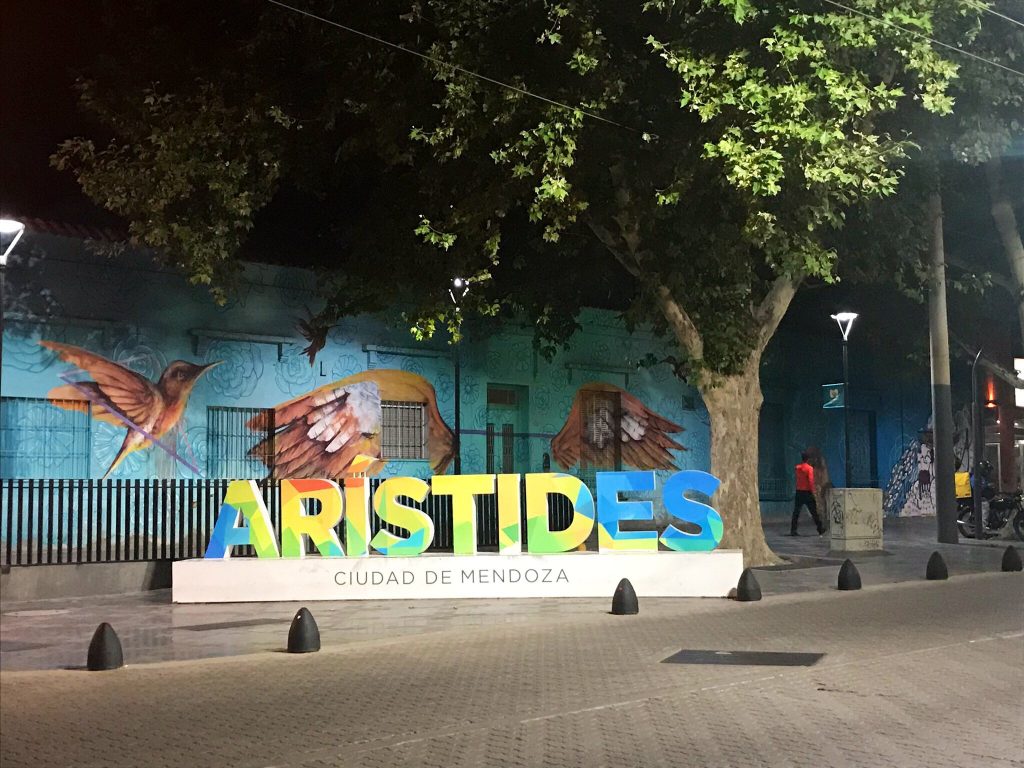 Mendoza de Noche